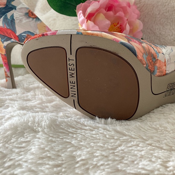 Nine West Drusilla Floral Patent Heel Sz 9.5 - Picture 3 of 9